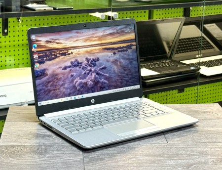 HP Laptop 14-CF1000nc